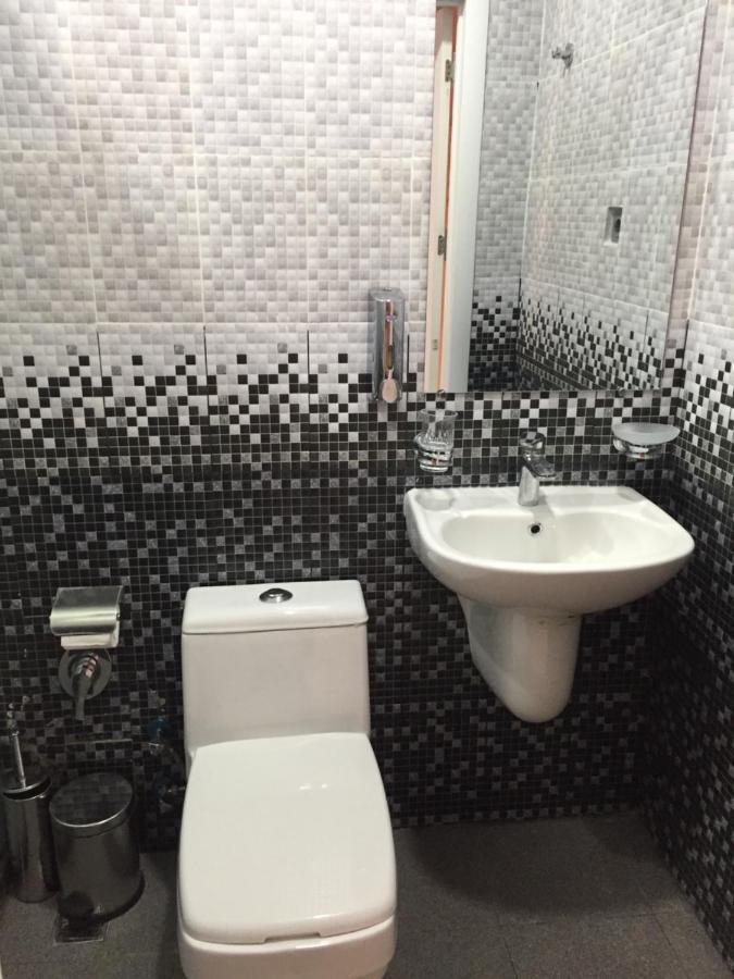 Caspian Pearl Hotel Баку Экстерьер фото
